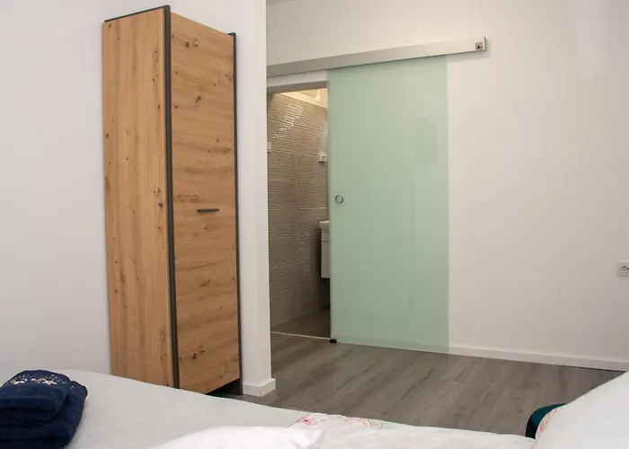 7 Apartman *